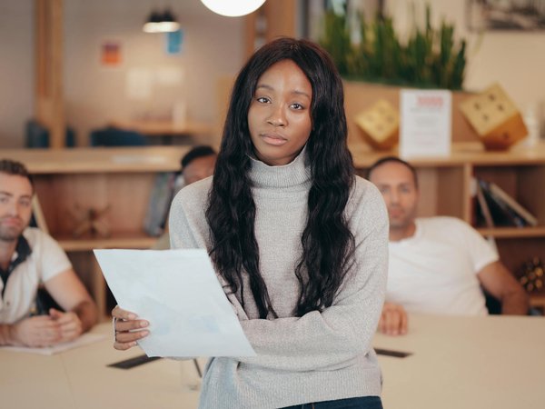 Retro-chic für besondere anlässe: stilvolle kombinationen für festliche veranstaltungen!